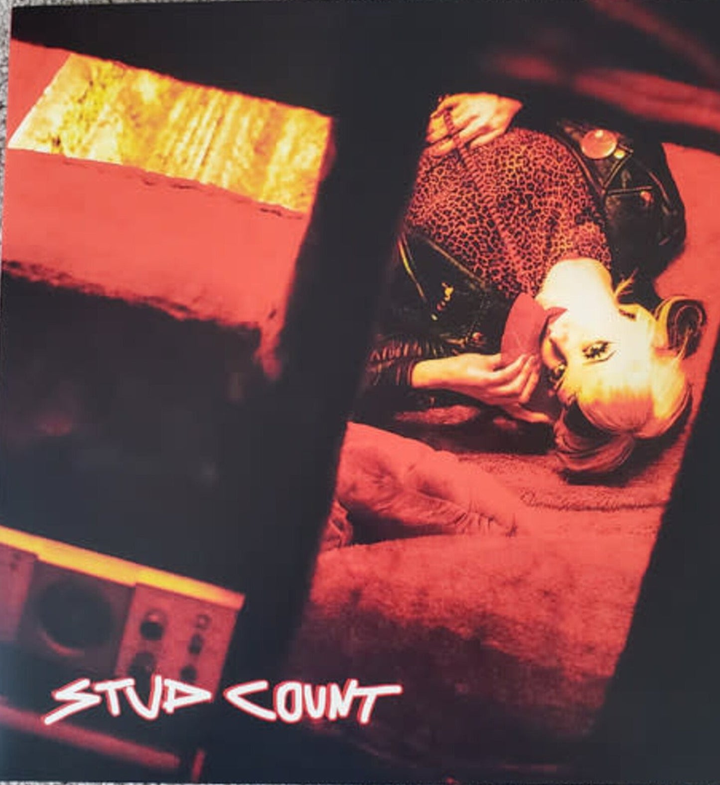 STUD COUNT - FIRE ORANGE + YELLOW STARBURST VINYL