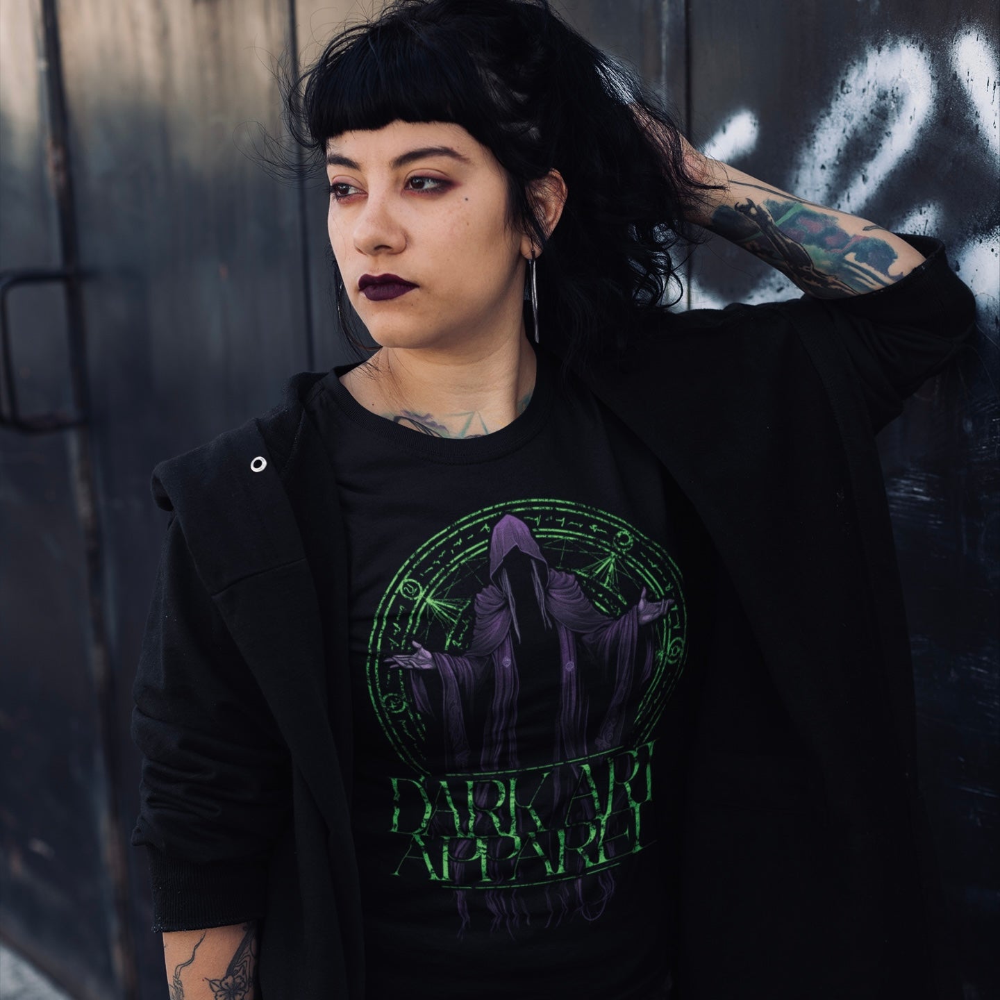 SUMMONING CIRCLE TEE