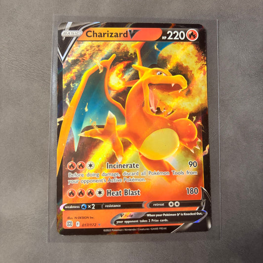 CHARIZARD V 017/172 – BRILLIANT STARS – ULTRA RARE HOLO POKÉMON CARD