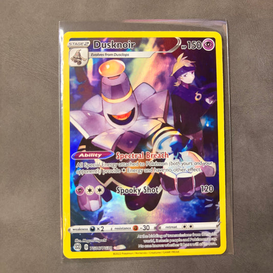 DUSKNOIR TG06/TG30 – BRILLIANT STARS TRAINER GALLERY – FULL ART HOLO POKÉMON CARD