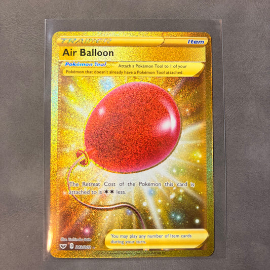 AIR BALLOON 213/202 – SWORD & SHIELD GOLD SECRET RARE TRAINER HOLO