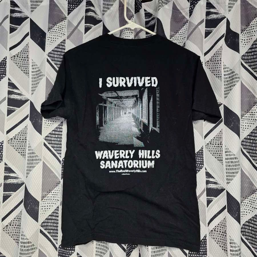 WAVERLY HILLS TEE (MEDIUM)